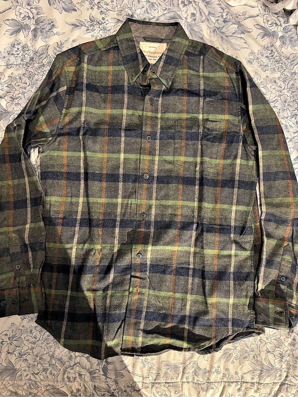 Weatherproof Vintage 1948 Plaid Button Down in Green & Gray Size M/L